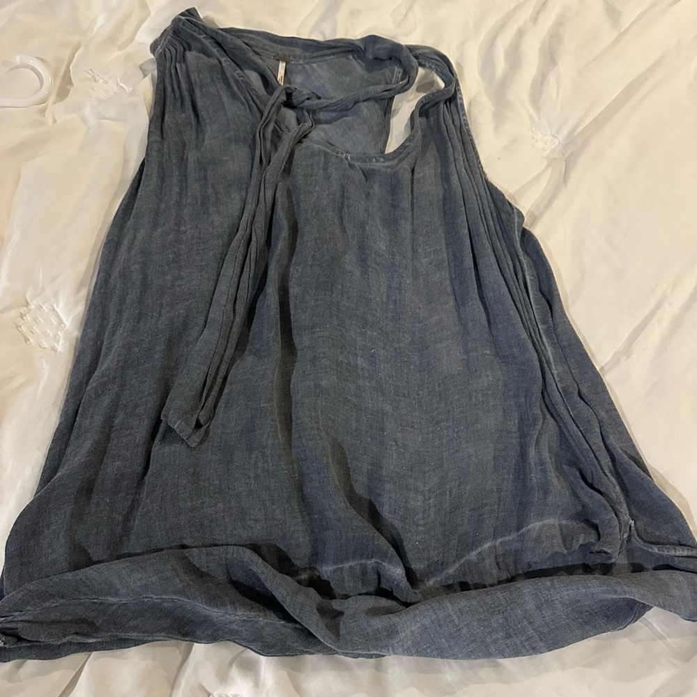 Free People Sleeveless top with front tie
